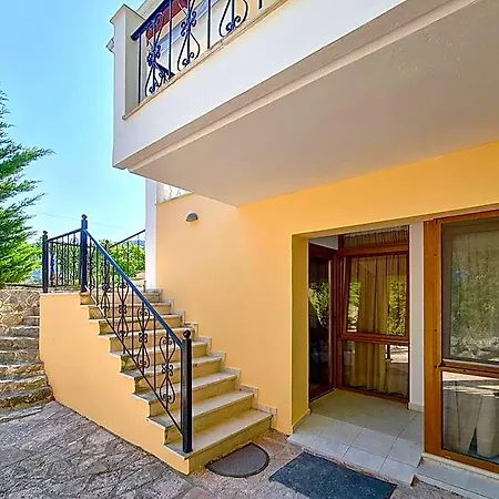 Victoria - 3 Bedroom With A Private Pool Villa