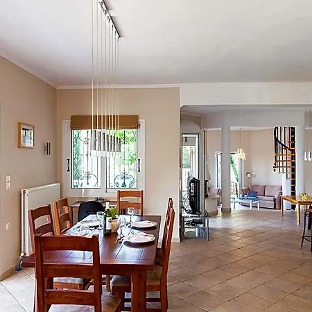 Victoria - 3 Bedroom With A Private Pool * Katokhórion