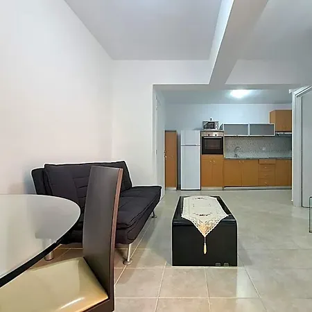 Victoria - 3 Bedroom With A Private Pool Vila *