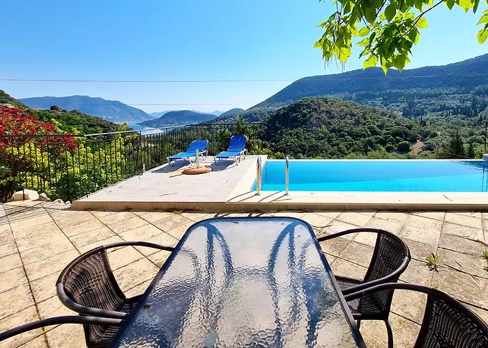 Victoria - 3 Bedroom With A Private Pool Villa Katokhorion (Lefkada)